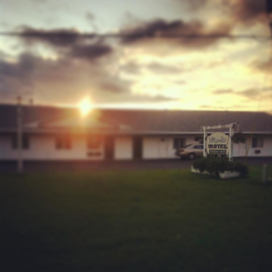 Village Inn Motel Chatham Exterior foto